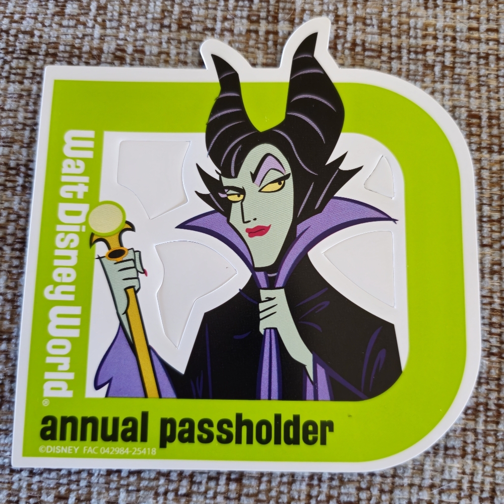 Disney Maleficent Passholder Magnet - Green and Black